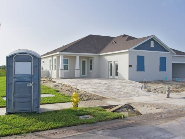 Best Portable bathroom rental  in Arden Hills, MN