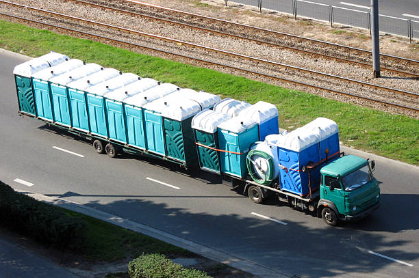 Best Portable restroom trailer rental  in Arden Hills, MN